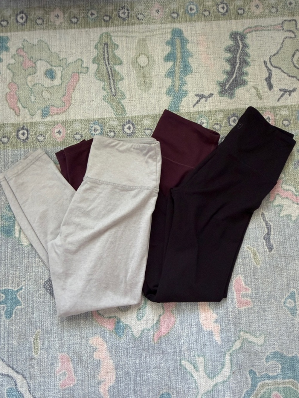 Zobha Legging Lot Size Medium